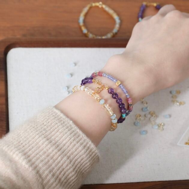 Amethyst & Turquoise Bracelet<br><br>Wisteria (藤萝, Téng Luó) - Image 4